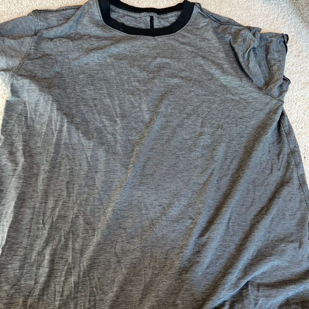Lululemon Swiftly Breathe Shirt